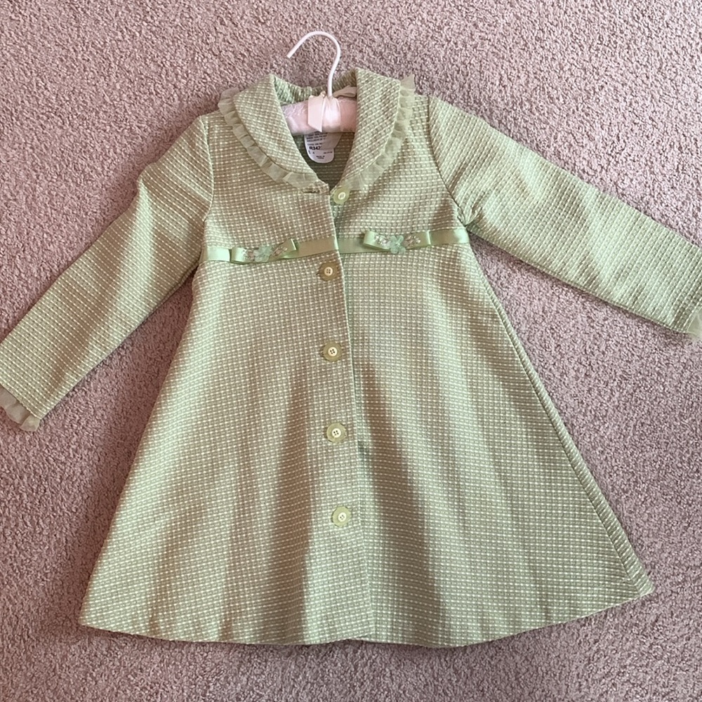 Girls size 4 Bonnie Jean coat.